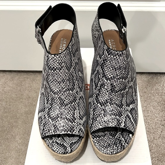 NWOT Aerosoles Martha Stewart Hillside Wedges - Picture 4 of 10